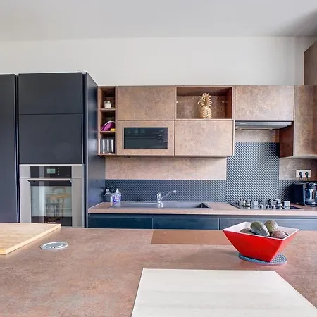 Apartment Le Bien-etre Au Coeur De La Confort & Vue